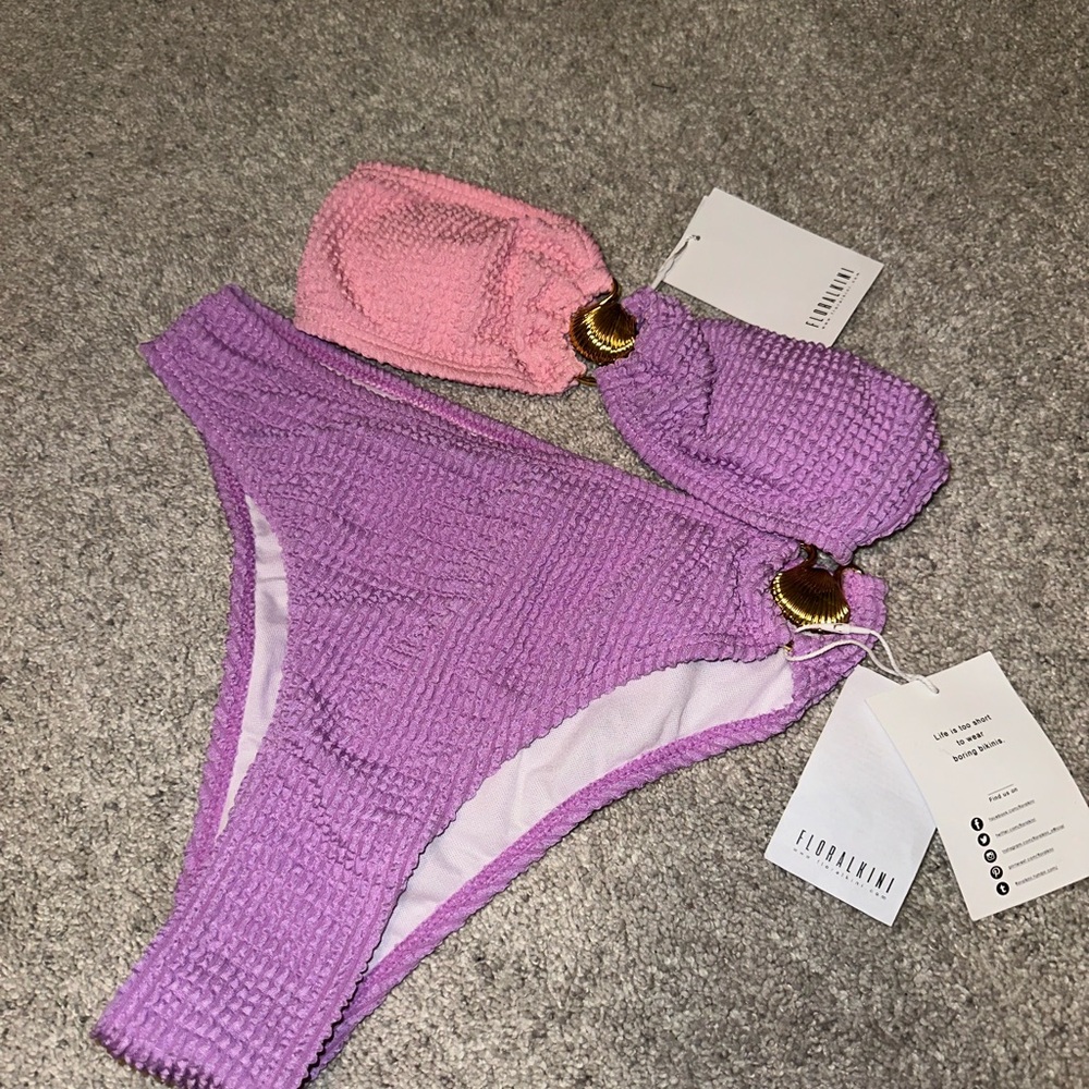 Pink and Purple Textured Bikini Set Seashell Size Small NEW with tags